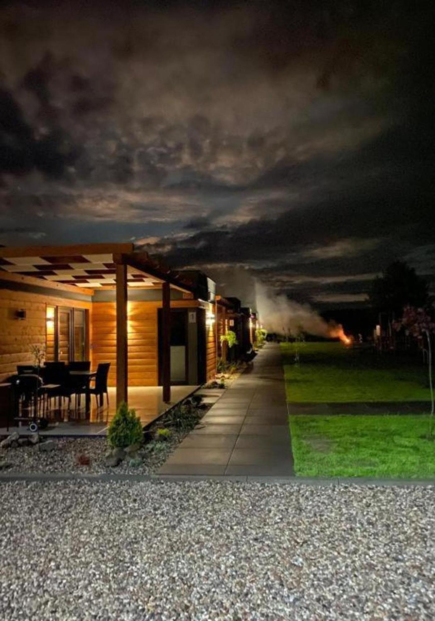 Cisza Bungalows Village / Blisko Natury Nowecin Exterior photo