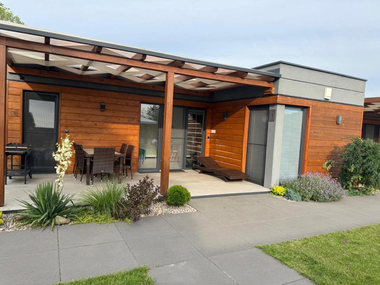 Cisza Bungalows Village / Blisko Natury Nowecin Exterior photo